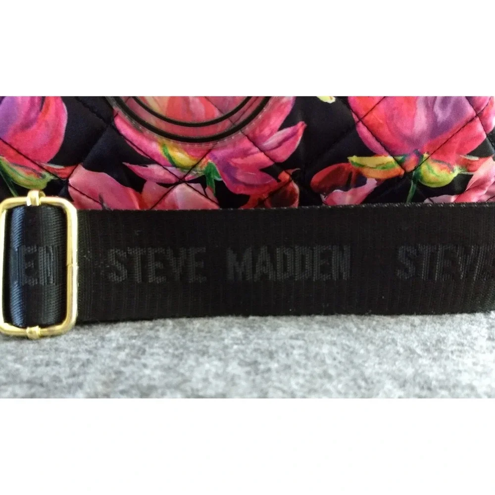 Steve Madden‎ Nylon Quilted Duffel Bag Floral Pink Black Weekend Tote Logo Strap